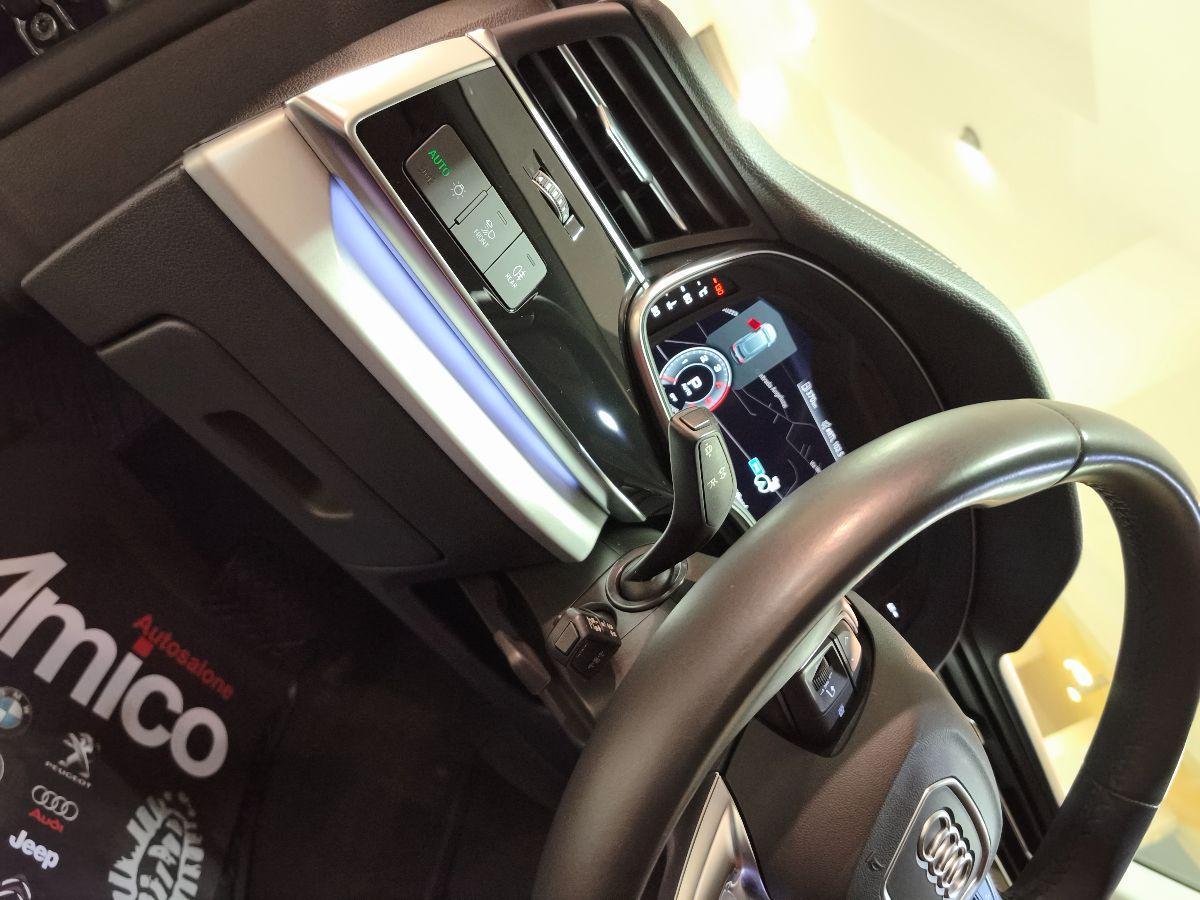 AUDI Q8 50 TDI 286 CV quattro S-LINE