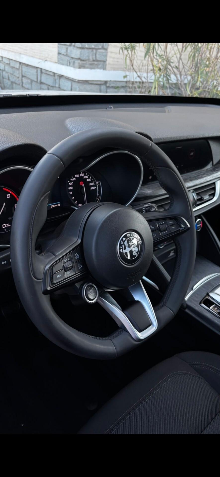 Alfa Romeo Stelvio 2.2 diesel SENZA VINCOLI FINANZIARI
