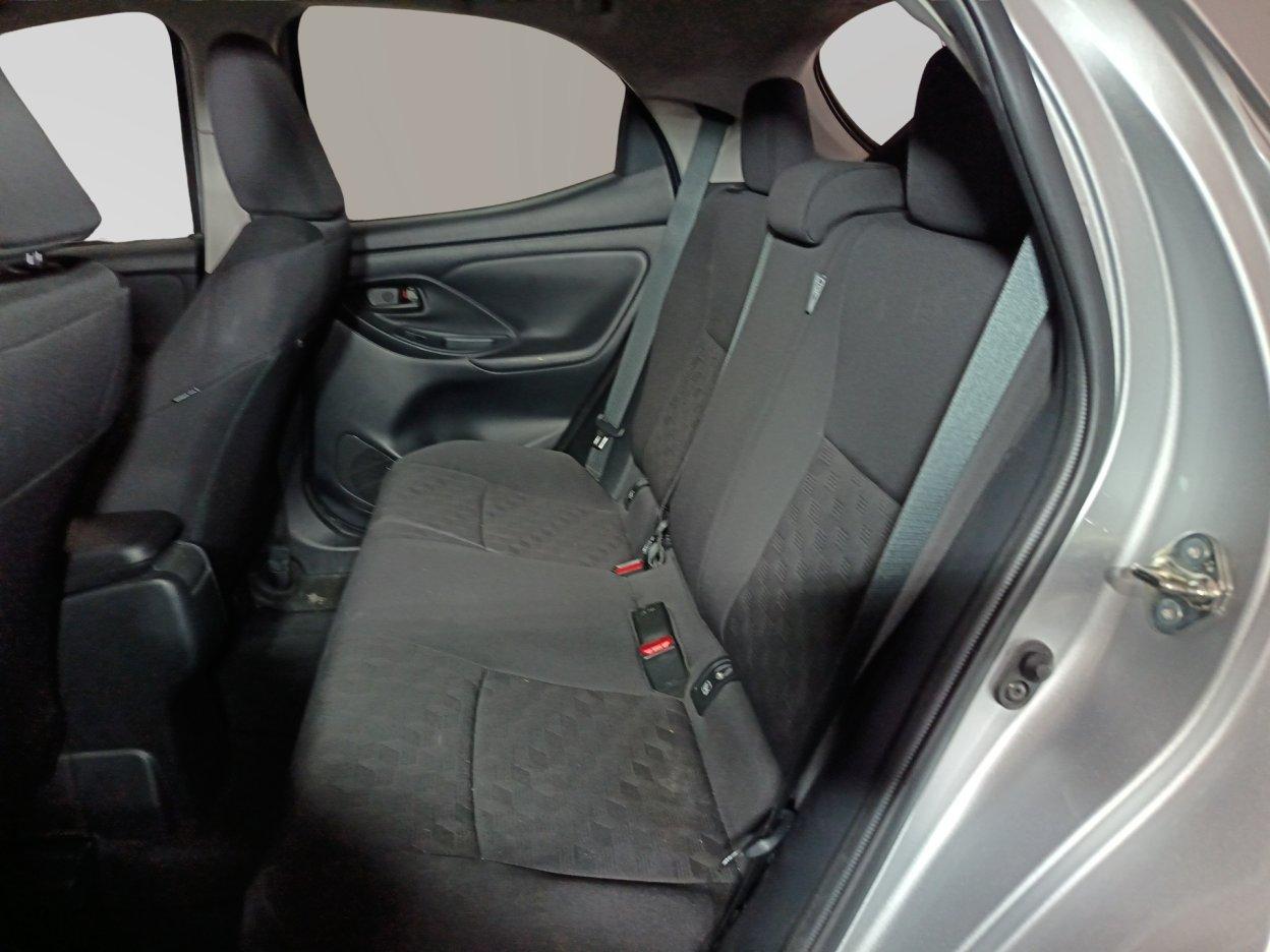 TOYOTA Yaris 4ª serie - Yaris 1.5 Hybrid 5 porte Active AUTOMATICO