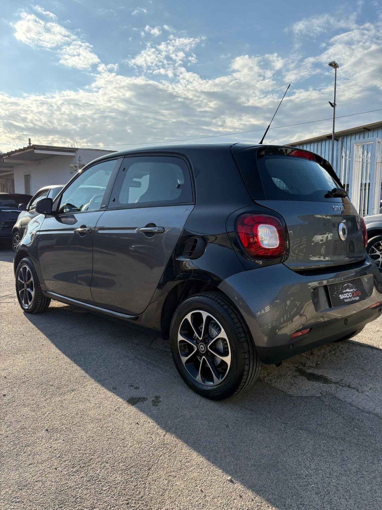 Smart ForFour 70 1.0 Prime