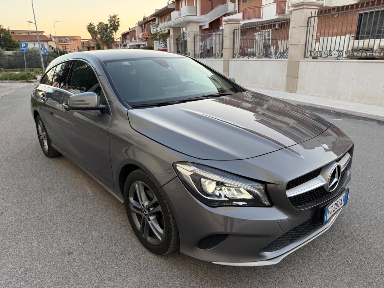 Mercedes-benz CLA 180 d Premium UNICO PROPRIETARIO