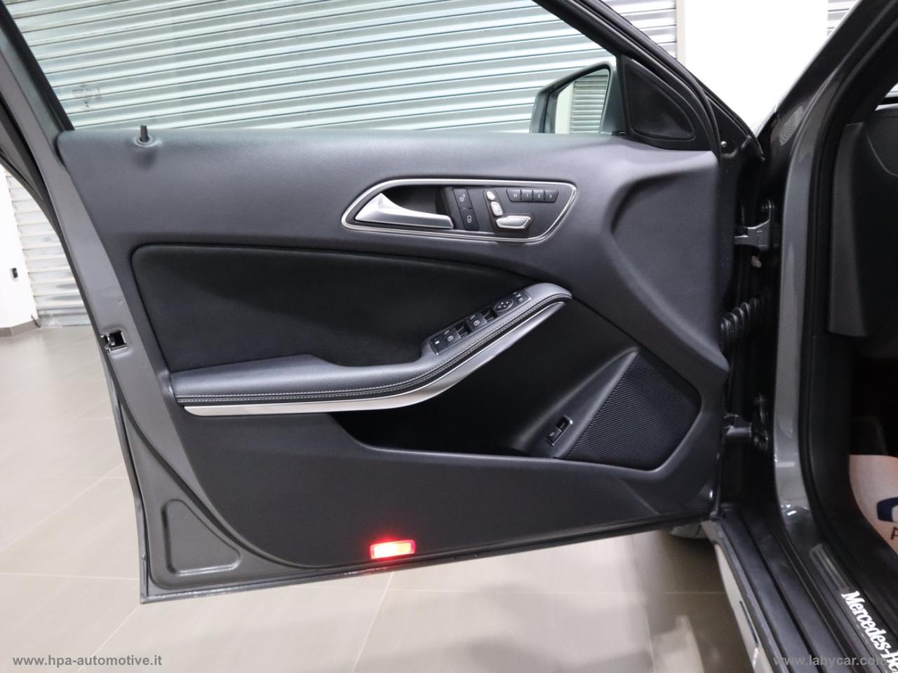 MERCEDES-BENZ GLA 220 d AMG Automatic Premium NAVI LED PELLE