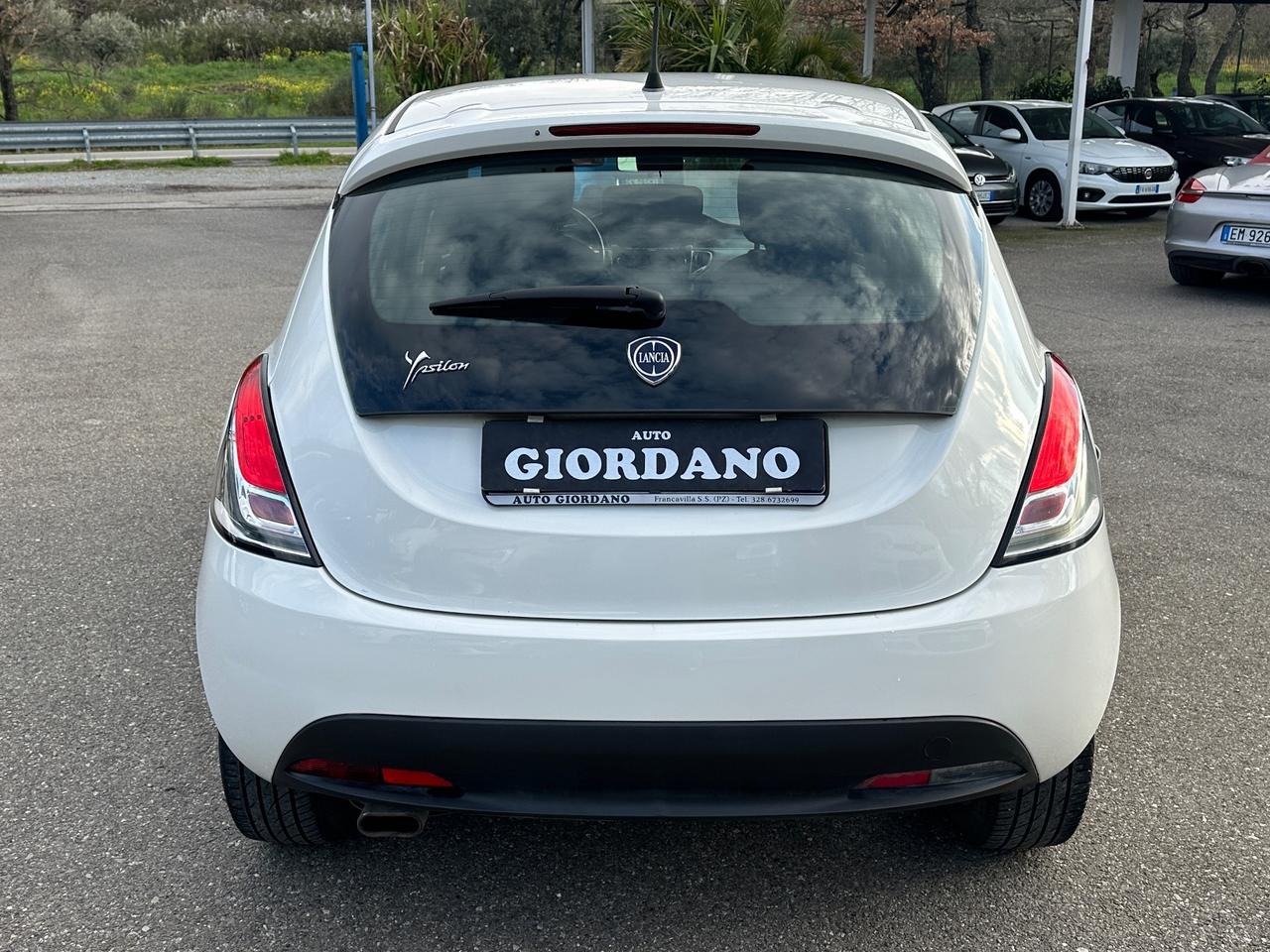 Lancia Ypsilon 1.3 MJT 16V 95 CV 5 porte S&S Silver