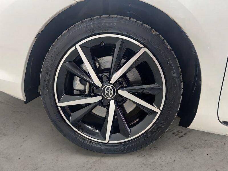 Toyota Auris 1.8 Hybrid Style