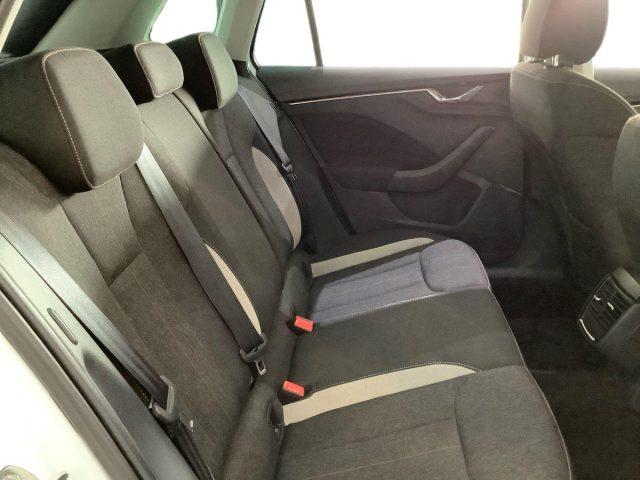SKODA Kamiq 1.0 TSI 110 CV DSG Black Dots