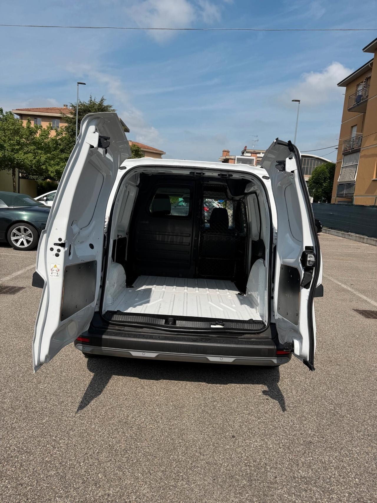 Renault Kangoo 1.5 dCi - NEOPATENTATI - 12 MESI DI GARANZIA -