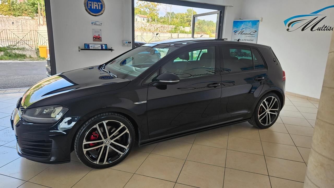 Volkswagen Golf GTD 2.0 TDI DSG 5p. Tetto Apribile