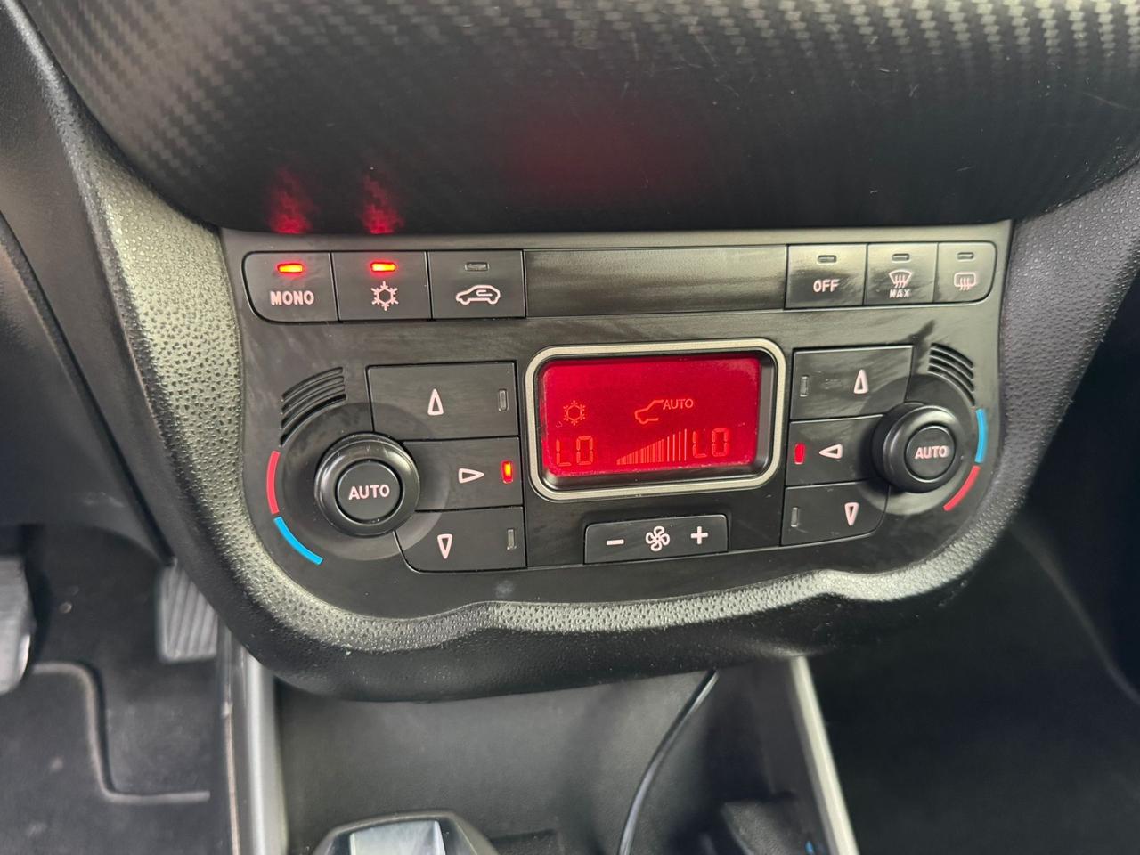 Alfa Romeo MiTo 1.4 T 155 CV Distinctive Sport Pack GPL