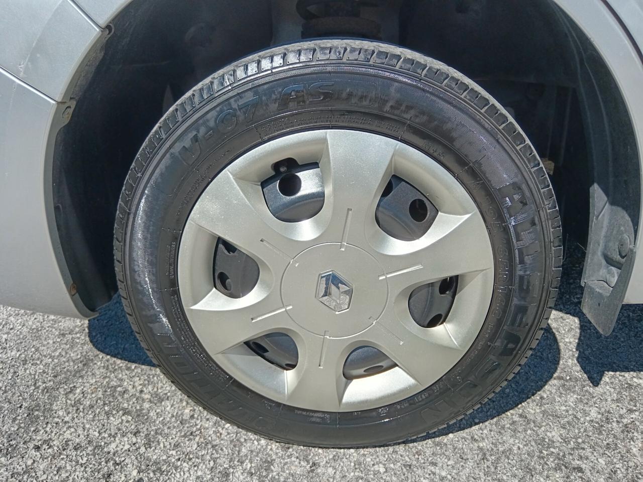 Renault Trafic 2.0 DCI 115CV AUTOCARRO 6 POSTI