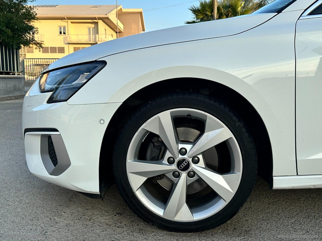 AUDI A3 SPB 30 TDI Business Advanced