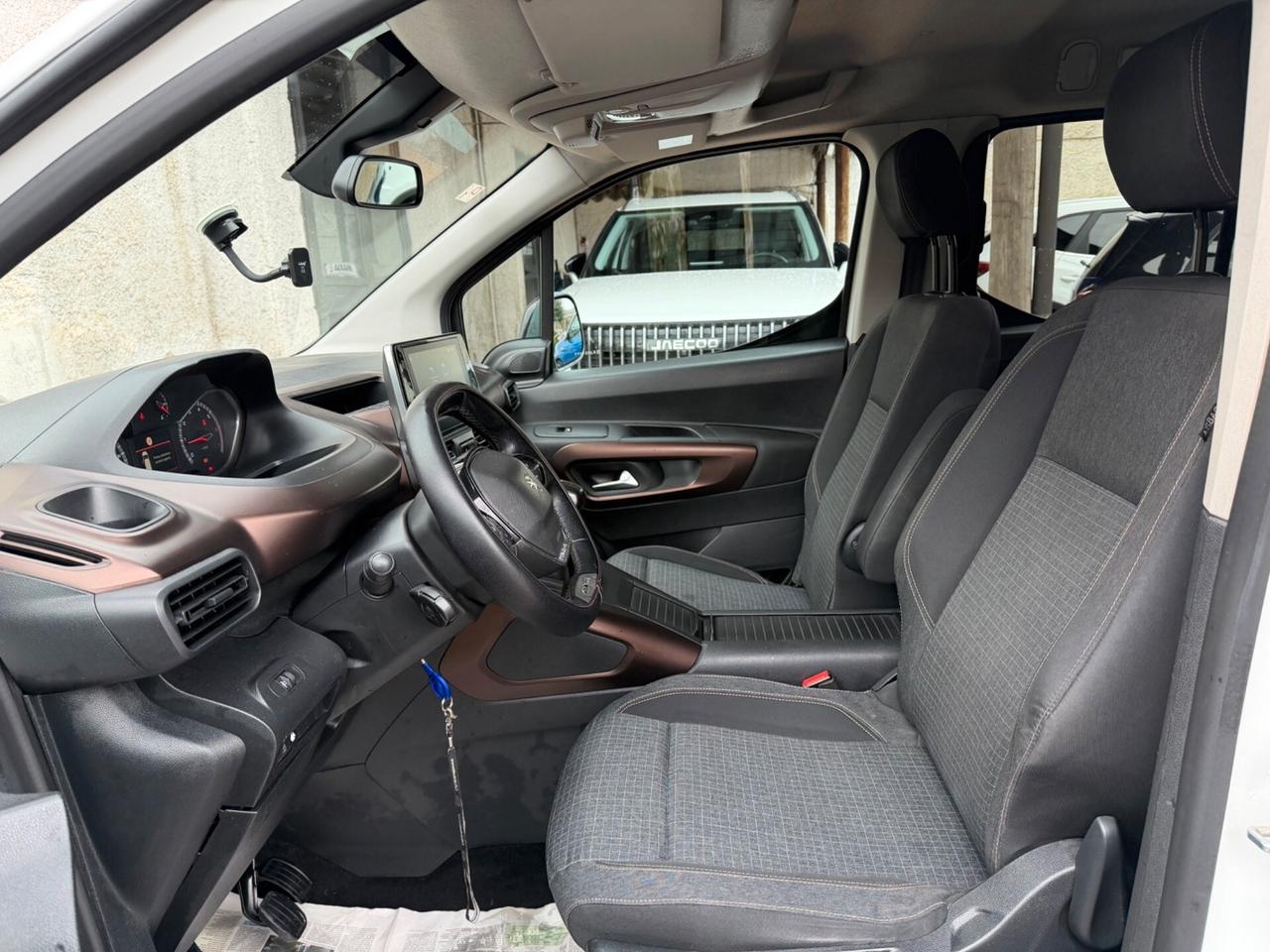 Peugeot Rifter BlueHDi 130 S&S GT Line Long 7 POSTI