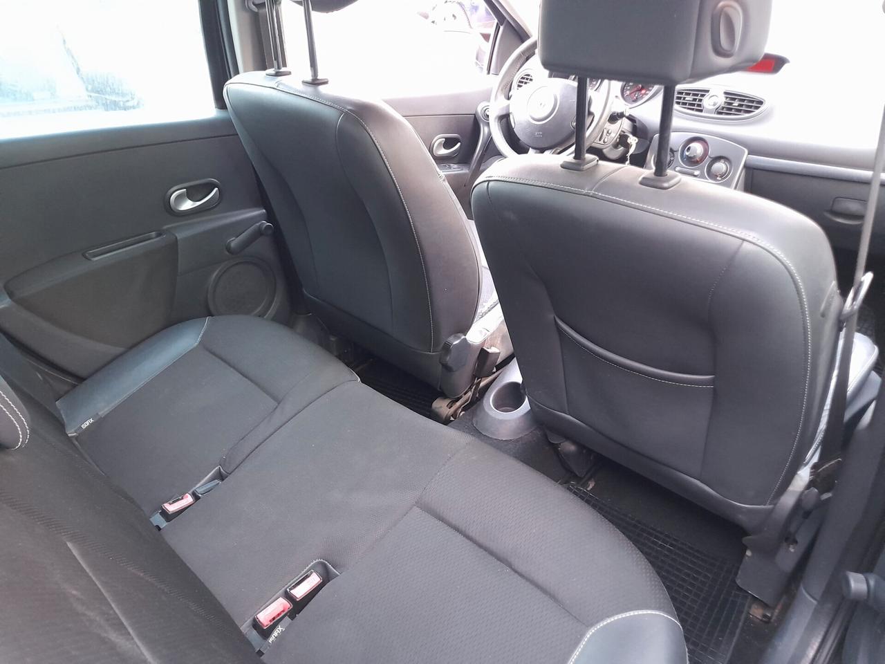 Renault Clio 1.2 16V 5 porte Le Iene