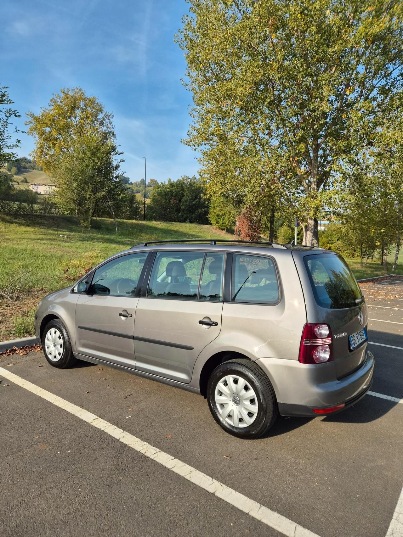 Volkswagen Touran 1.6 BENZINA 7 POSTI