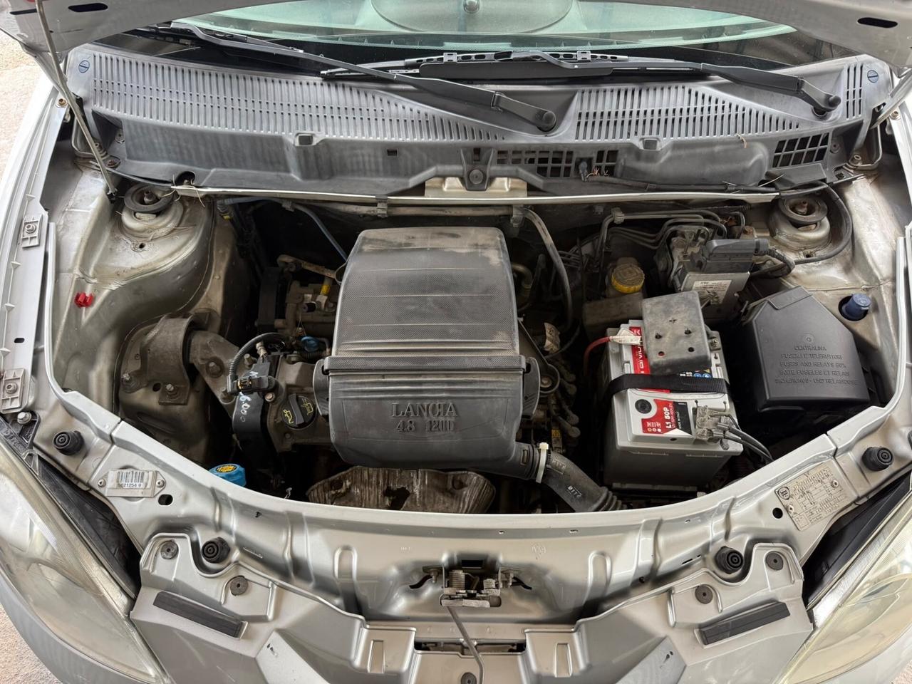 Lancia Ypsilon 1.2 Benzina Neopatentati Unicaproprietaria
