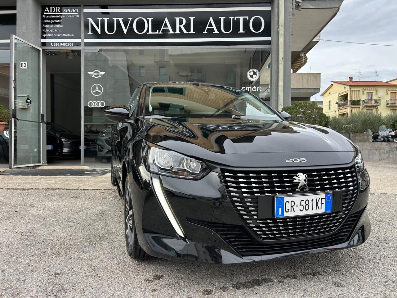 Peugeot 208 1.2 75 CV ( 30.000 KM) PARI AL NUOVO!!!