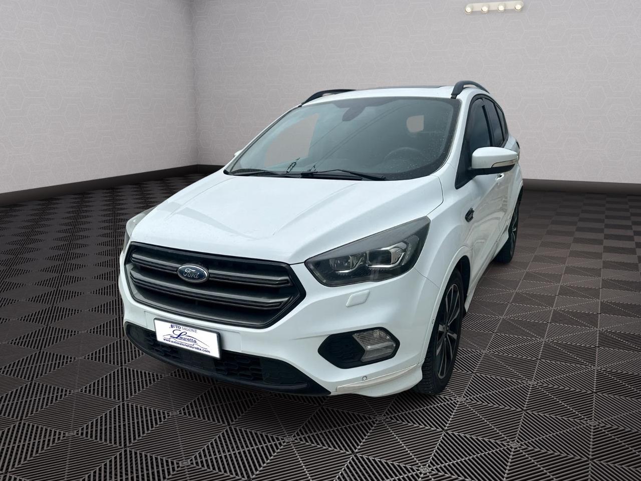 Ford Kuga 1.5 TDCI 120 CV S&S 2WD ST-Line