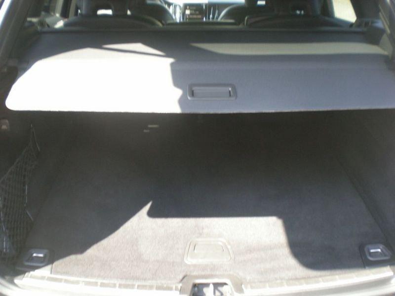 Volvo XC60 2.0 b4 R-design awd auto my20
