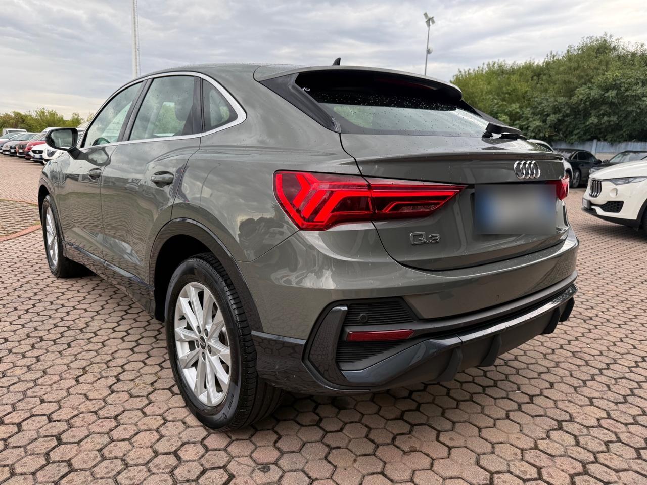 Q3 SPB 45 TFSI e S tronic Business Plus
