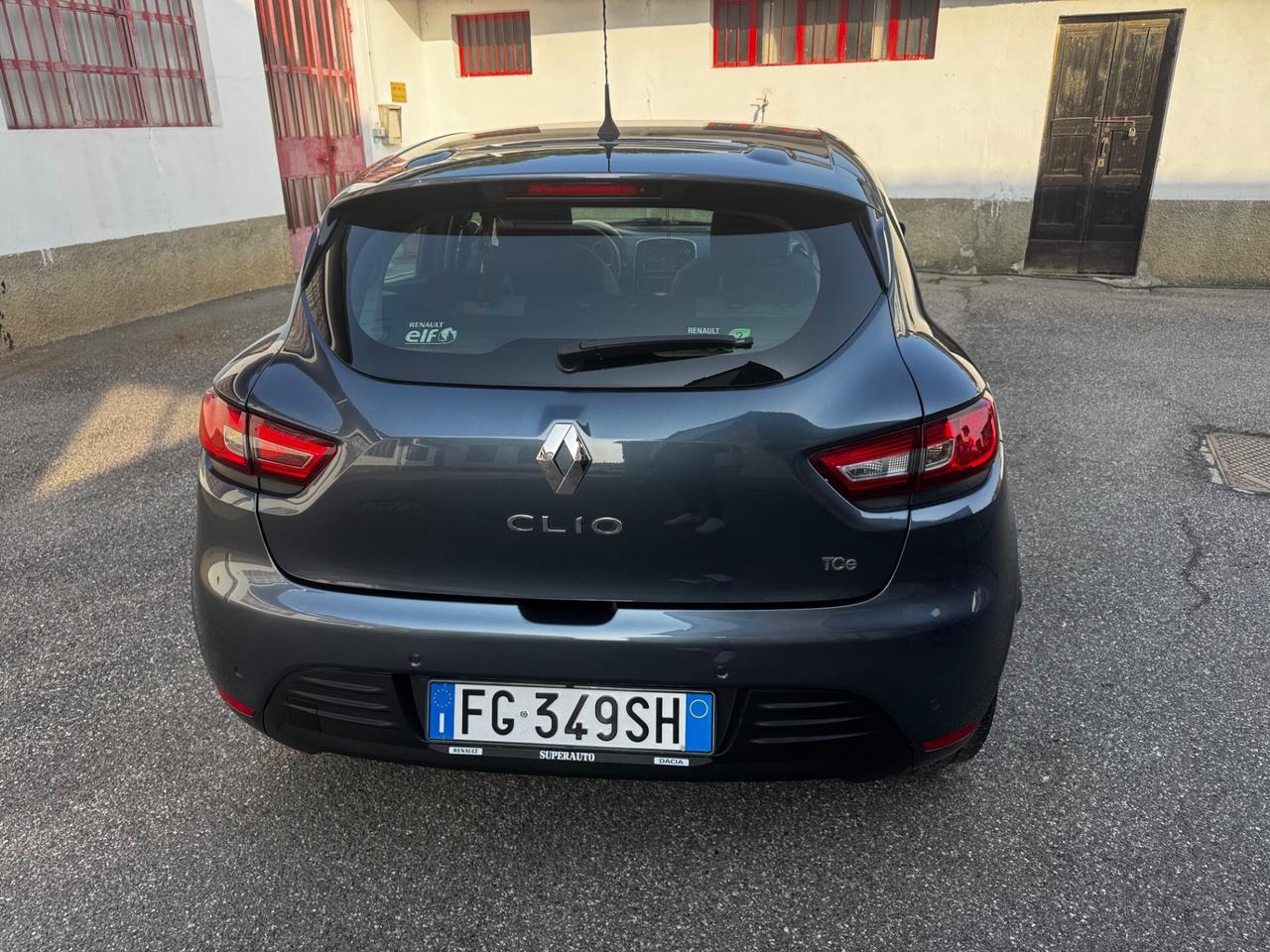 Renault Clio TCe 90 CV GPL 5 porte neopatentati