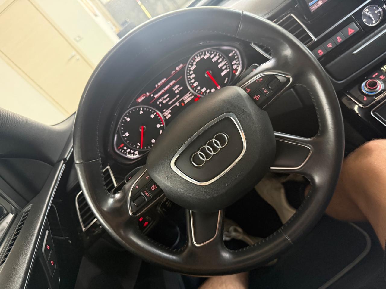 Audi A8 3.0 TDI 250 CV clean diesel quattro tiptronic