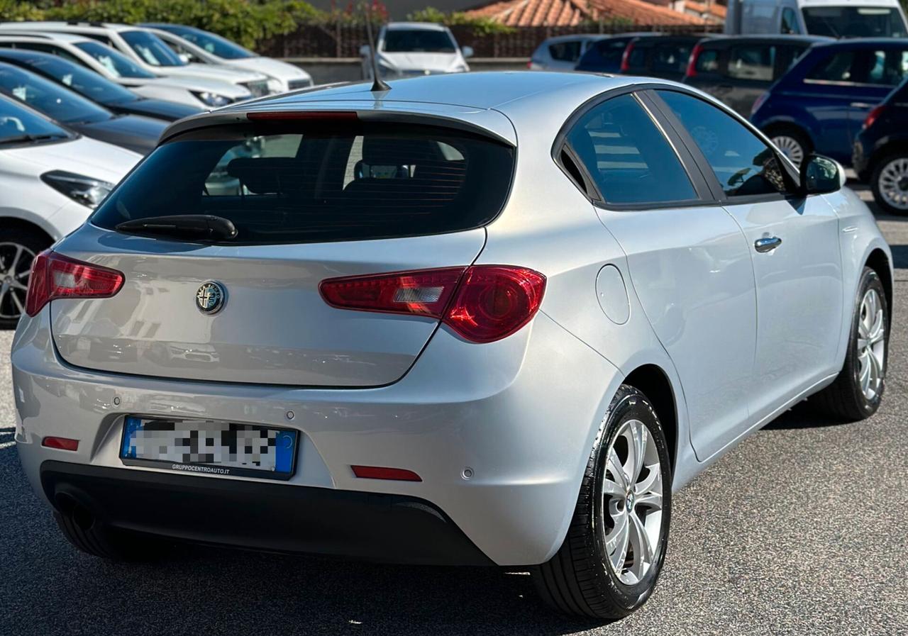 Alfa Giulietta 1.4 Turbo 120 CV GPL Distinctive 2014