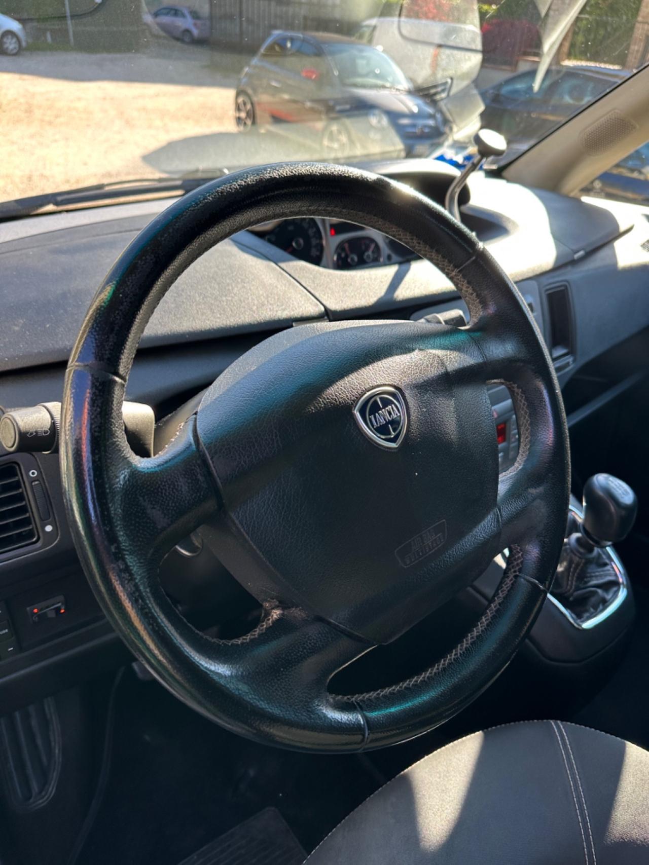 Lancia MUSA 1.4 8V ECOCHIC (GPL) GOLD KMCERT NEOPAT