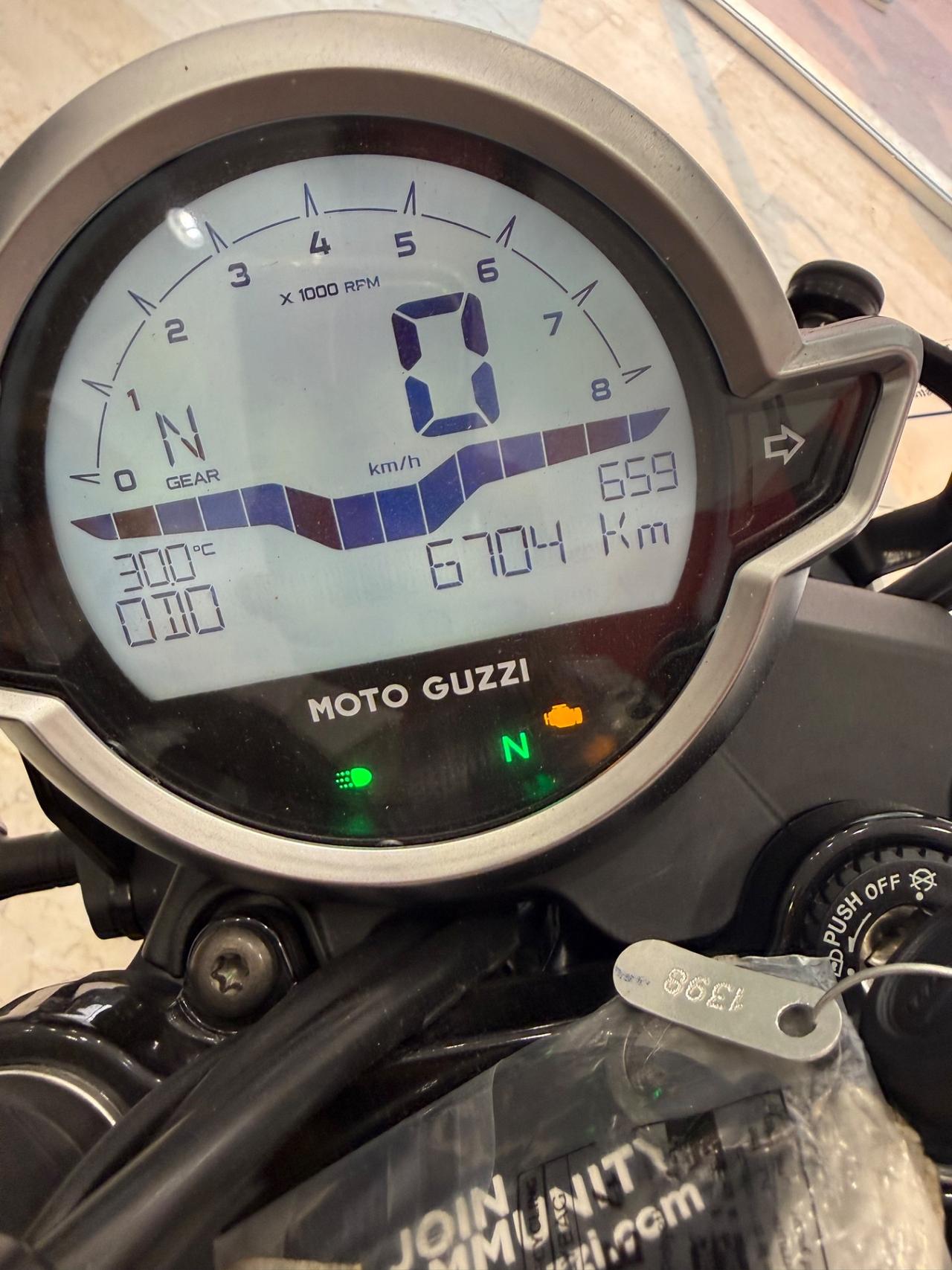 Moto Guzzi V7