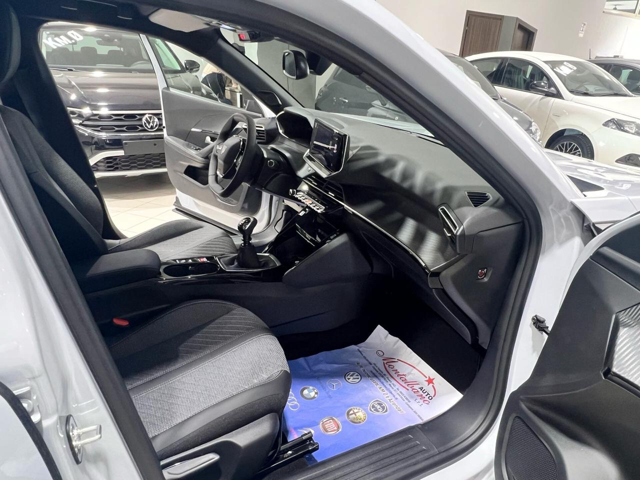 Peugeot 2008 PureTech 100 S&S Allure KM0