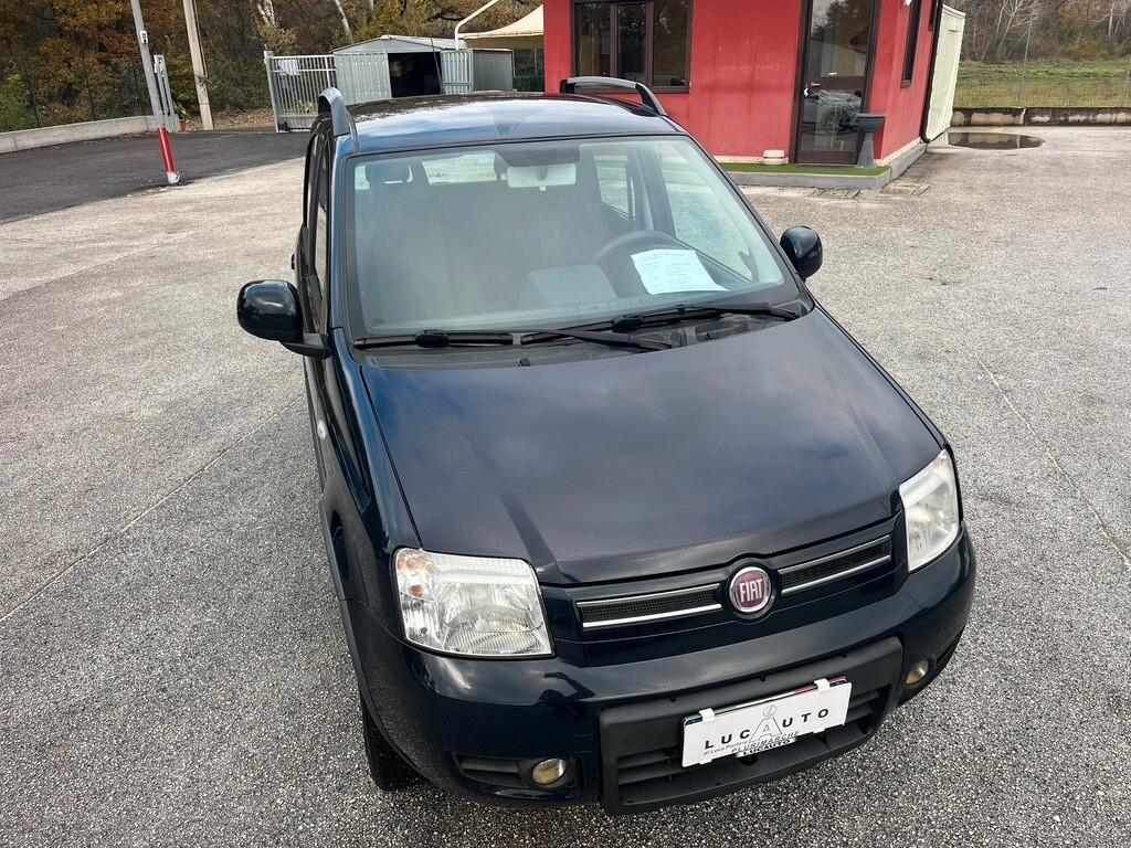 Fiat Panda 1.3 MJT 16V DPF 4x4 Climbing