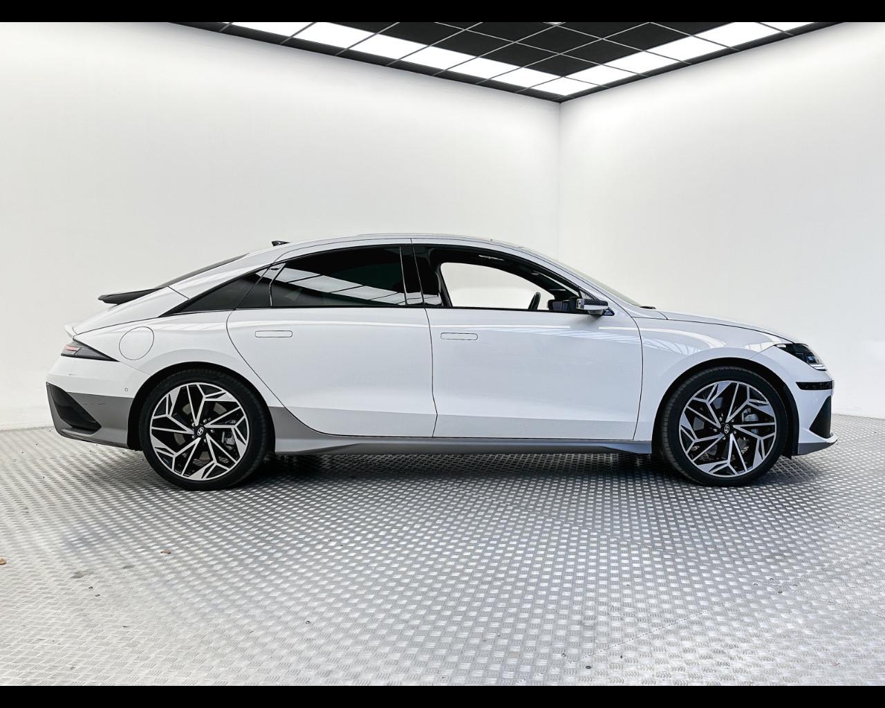 HYUNDAI Ioniq 6 - Ioniq 6 77.4 kWh AWD Evolution