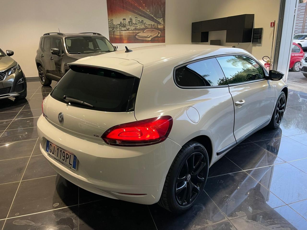 Volkswagen Scirocco 1.4 TSI 160CV