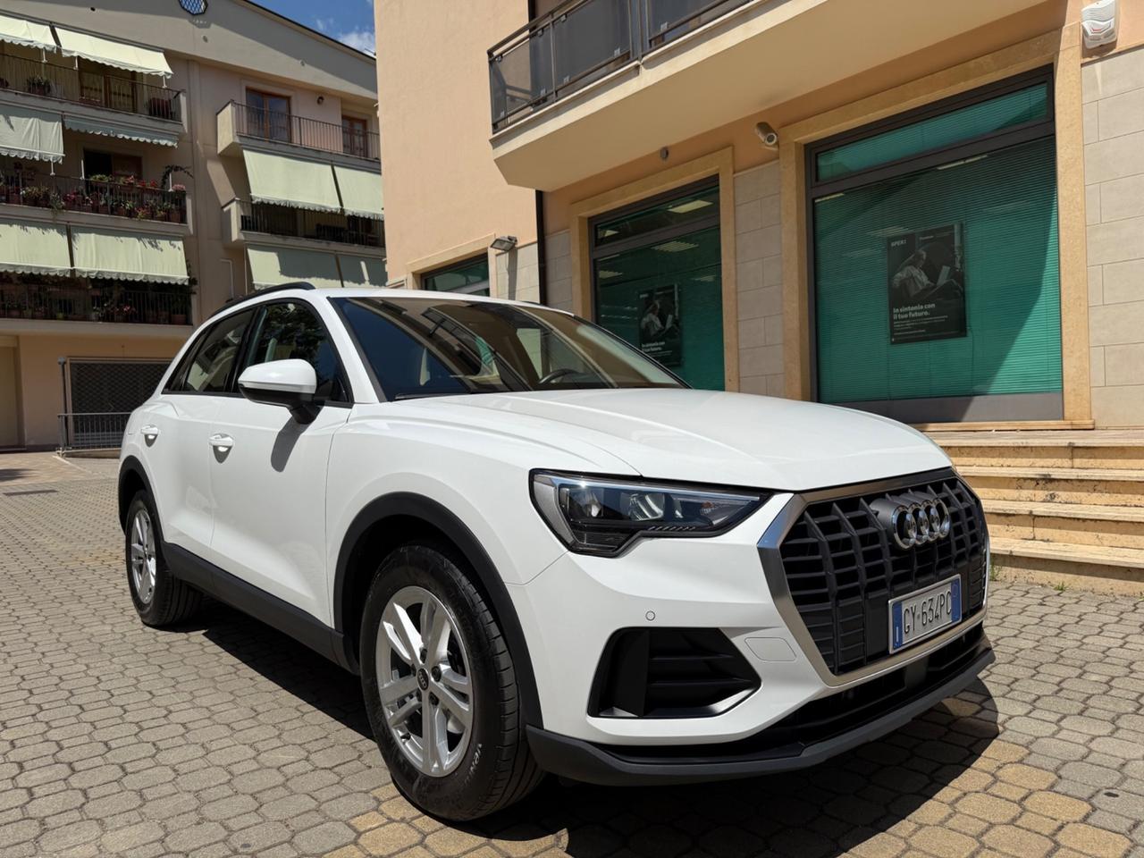 Audi Q3 35 TDI Business Advanced