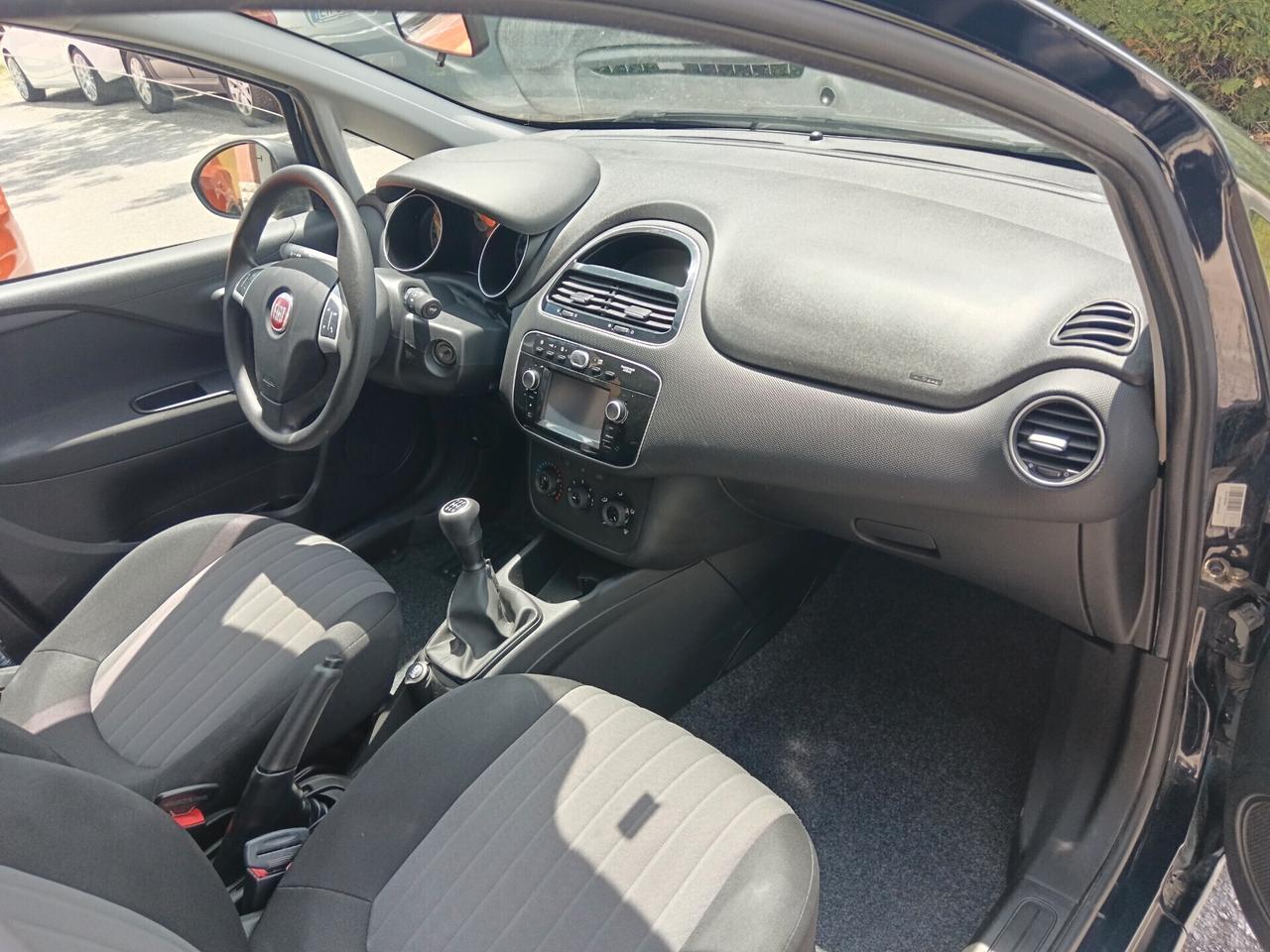 Fiat Punto 1.3 MJT 95CV 5P LOUNGE NAVI