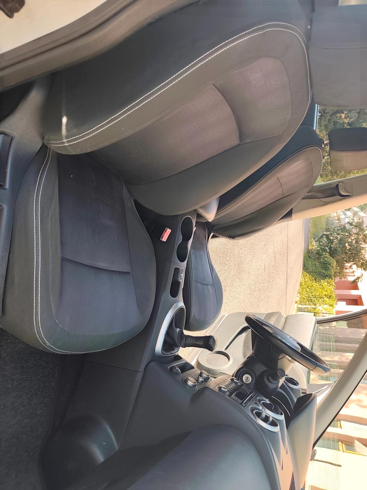 Nissan Qashqai 1.6 GPL gancio traino lavori certificati