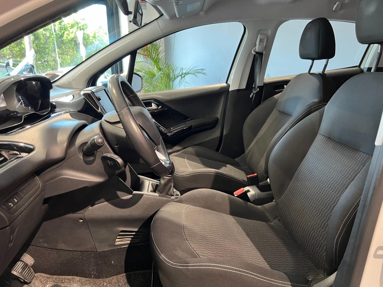 Peugeot 208 BlueHDi 75 5 porte Allure