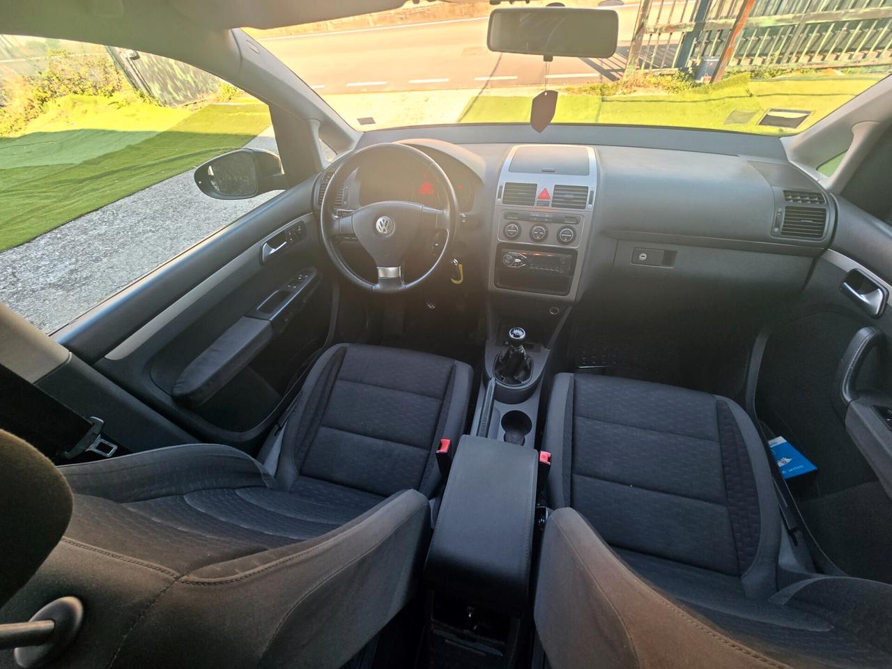 Volkswagen Touran 1.9 TDI 105CV 7POSTI -2009