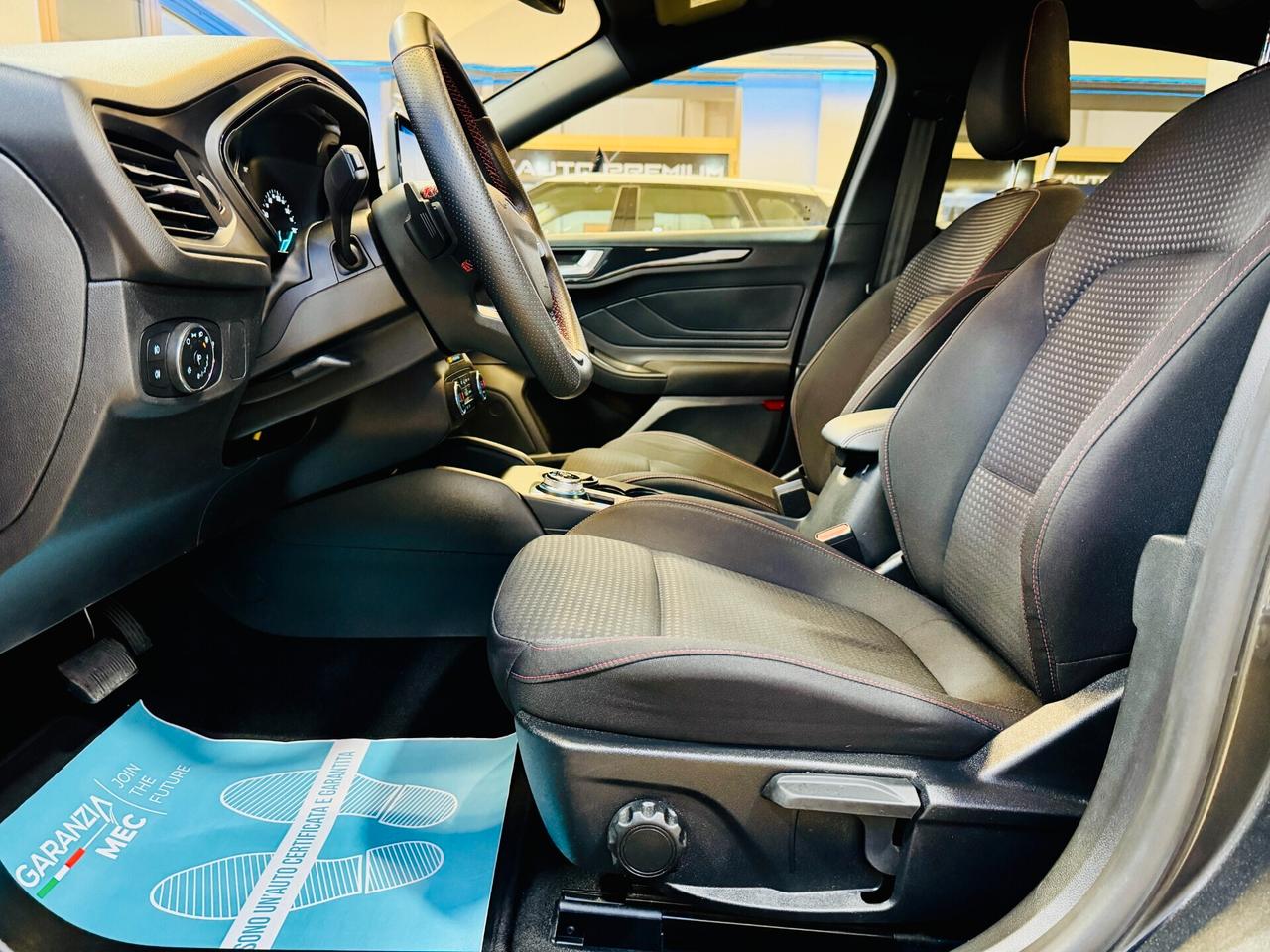 Ford Focus 1.5 Diesel 120 CV 5p. ST-Line / Autom