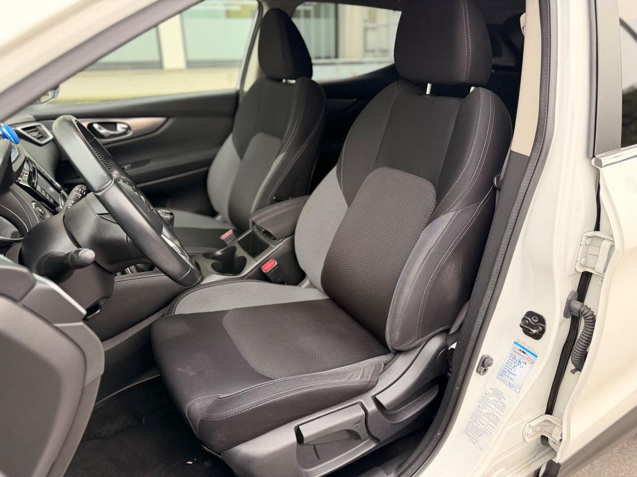 Nissan Qashqai N-Connecta 1.2 DIG-T #9905