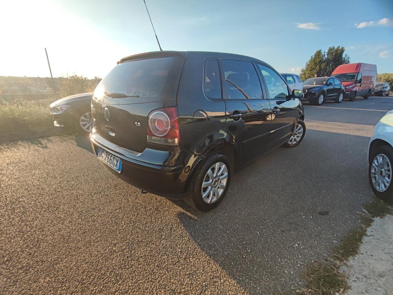 Volkswagen Polo 1.4/80CV 16V 5p. Comfort.