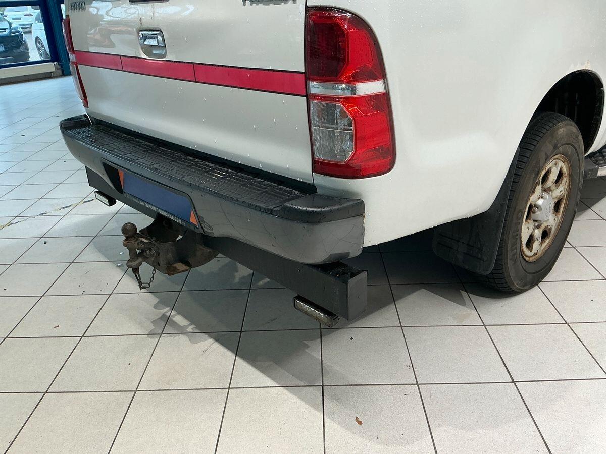 Toyota Hilux 2.5 D-4D 4WD 4p. Double Cab GX 4x4