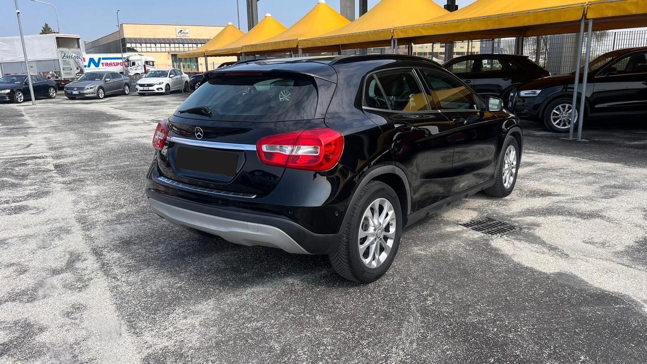 Mercedes-benz GLA 200 CDI Premium