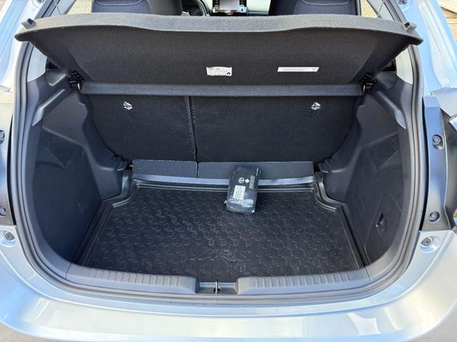 TOYOTA Yaris 1.5 Hybrid 5 porte Business