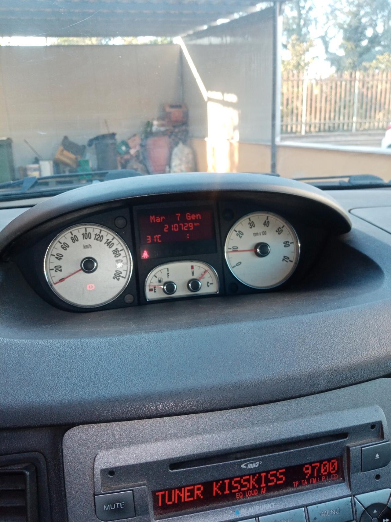 Lancia MUSA 1.4 16V Platino testata da rifare