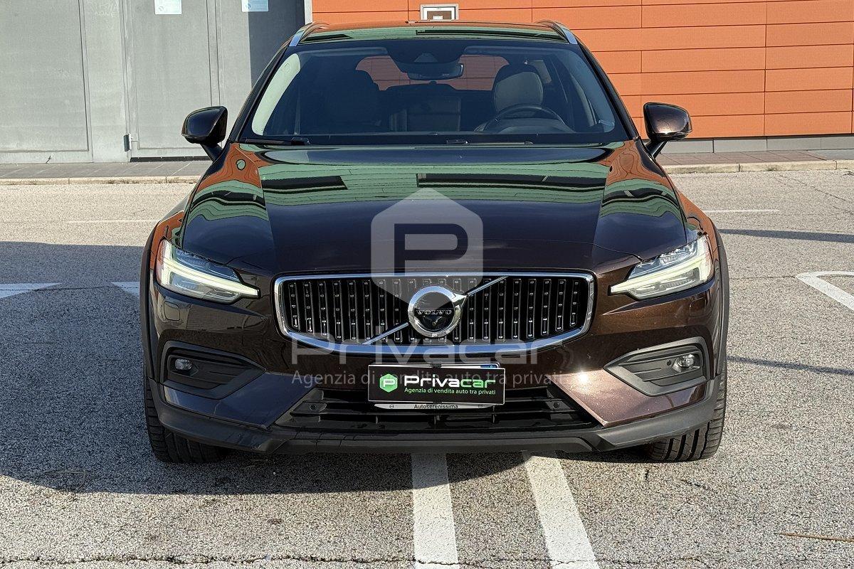 VOLVO V60 Cross Country D4 AWD Geartronic Business Plus