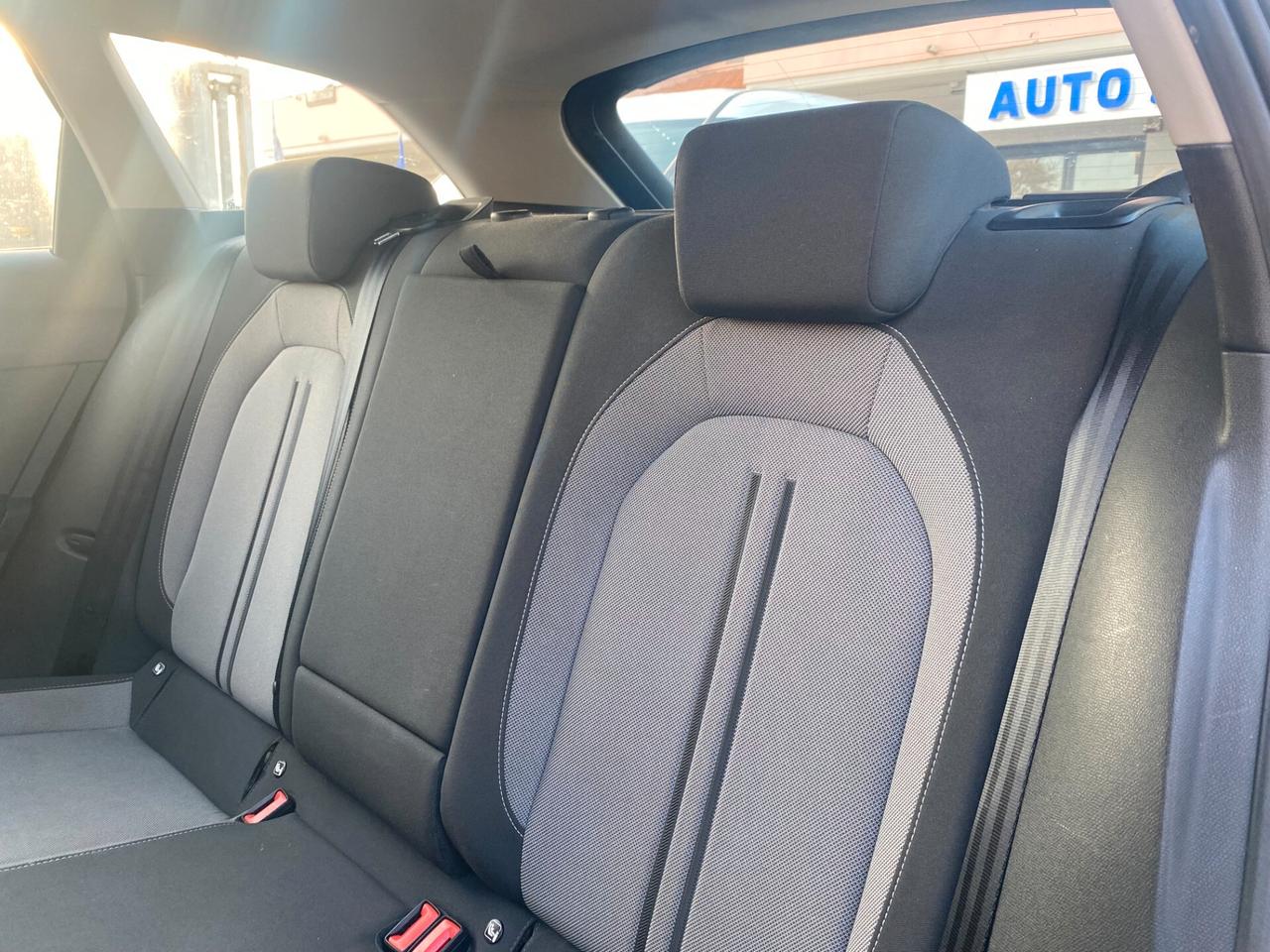 SEAT Leon Sportstourer 2.0 TDi 115Cv STYLE