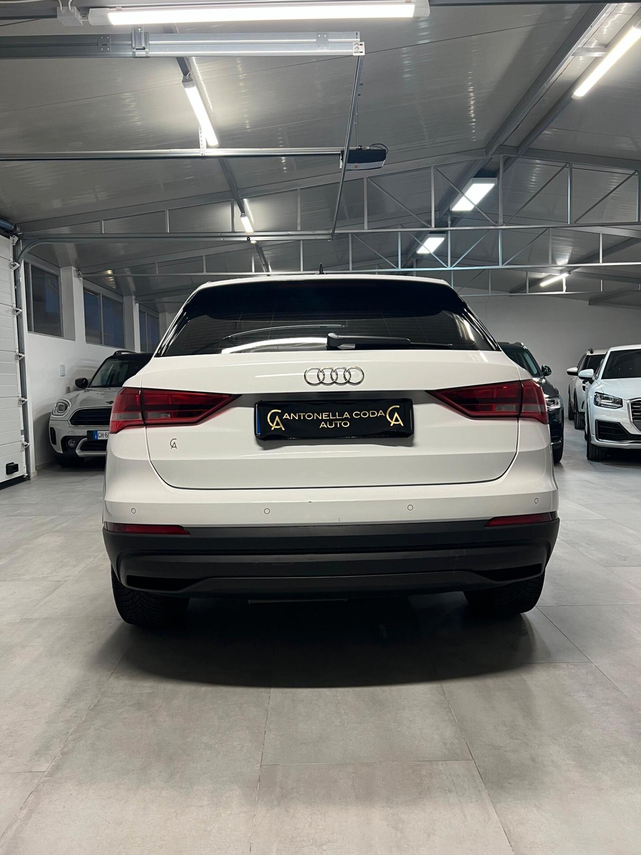 Audi Q3 35 TDI S tronic Business Advanced