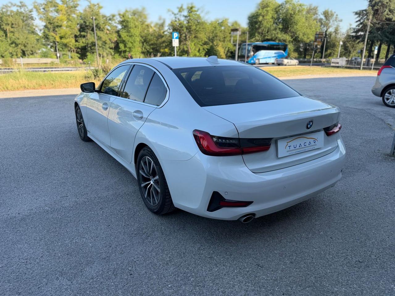 Bmw 318 Luxury 318 d #11369