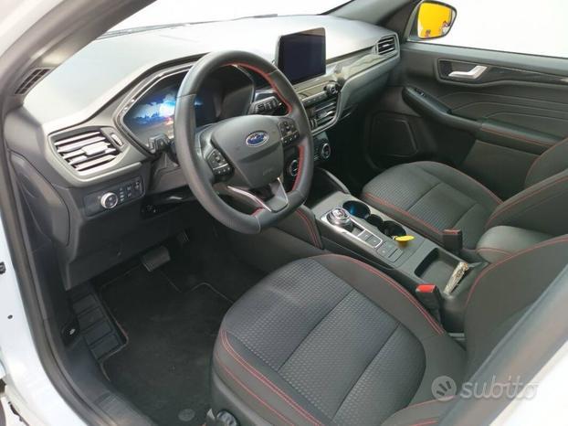 Ford Kuga 2.5 full hybrid ST-Line 4x4 190cv
