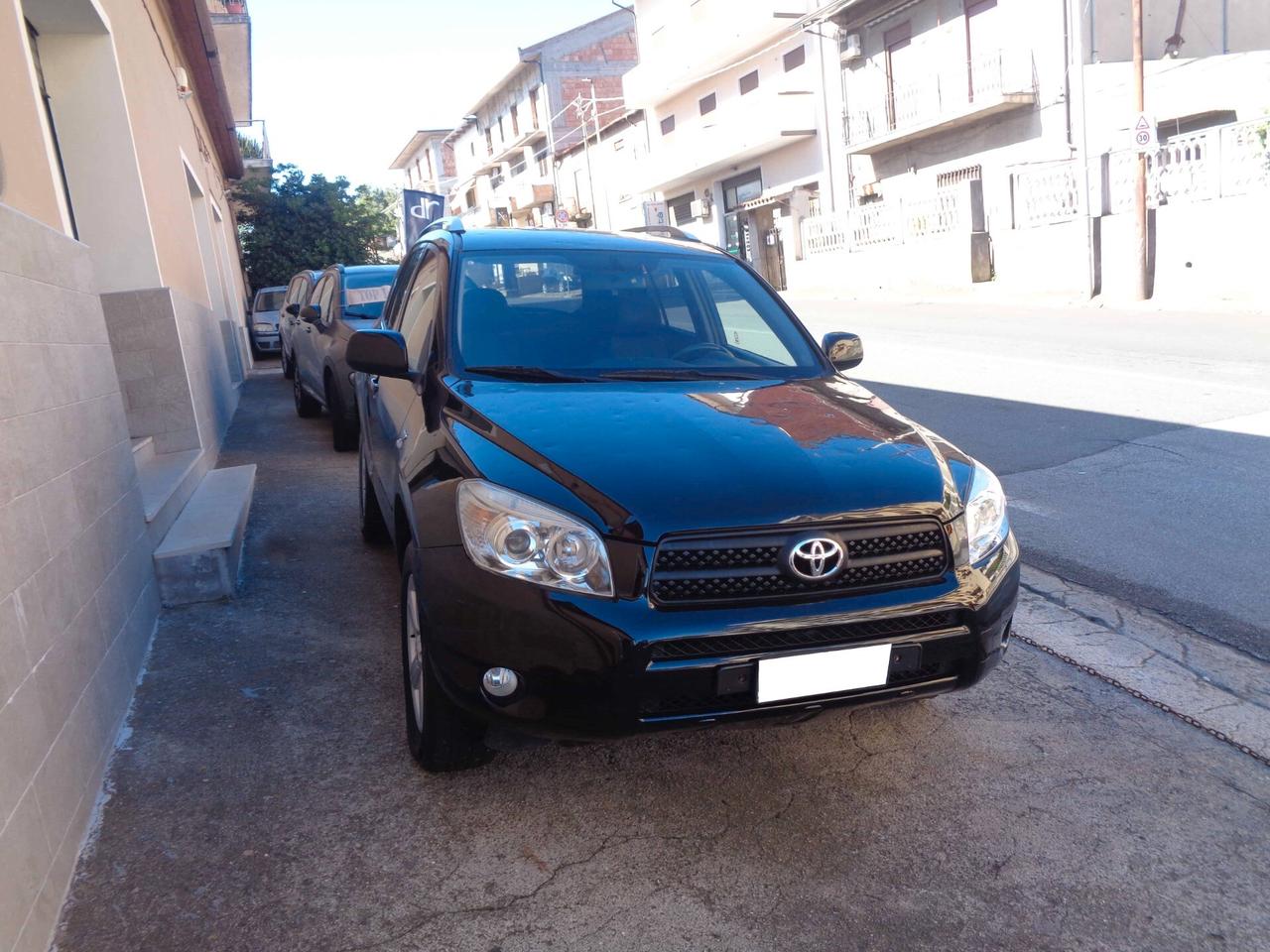 Toyota RAV4 2.2 D-4D 136CV Sol (Finanziabile)
