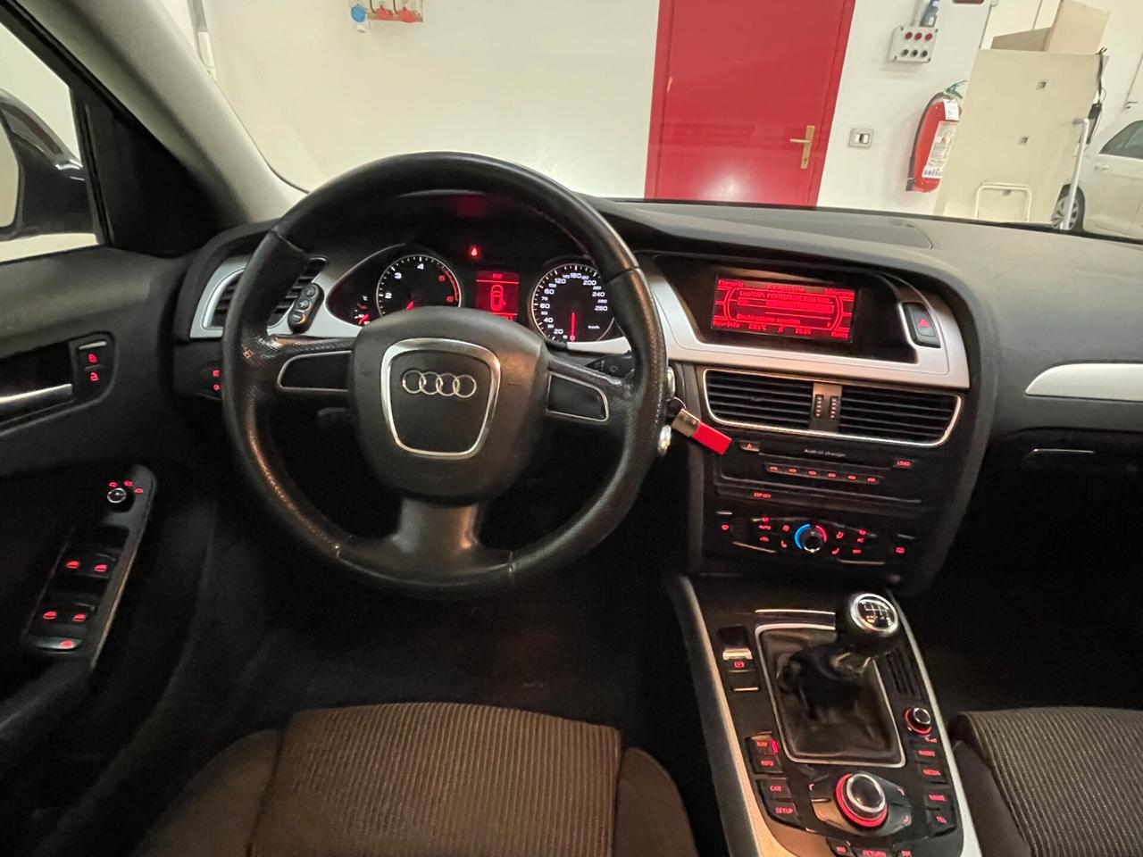 Audi A4 Avant Advanced Sport 2.0 TDI-Ok Neopat-LEGGI SOTTO